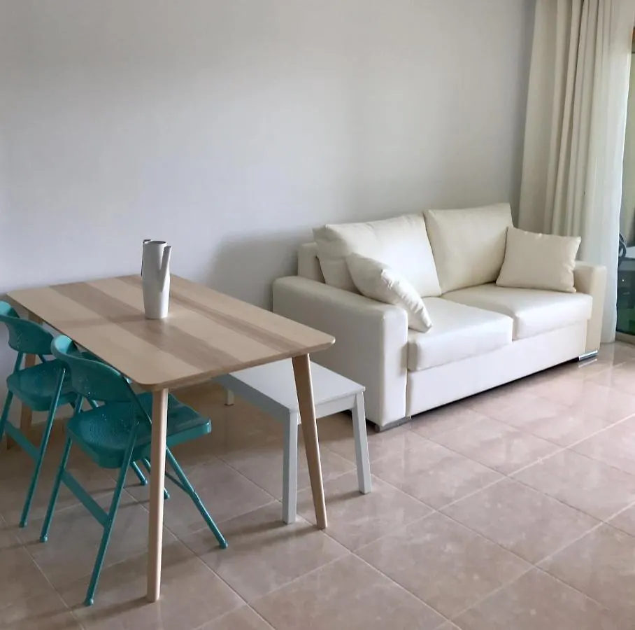 Апартаменты Ed&Pat'S Beach Flat Эль-Медано